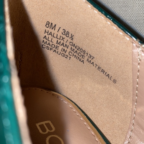 New BCBGeneration Emerald Heels - Picture 6 of 8